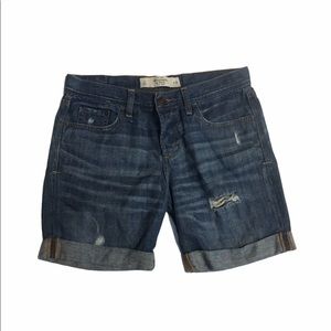 hollister knee high jeans shorts/denim
